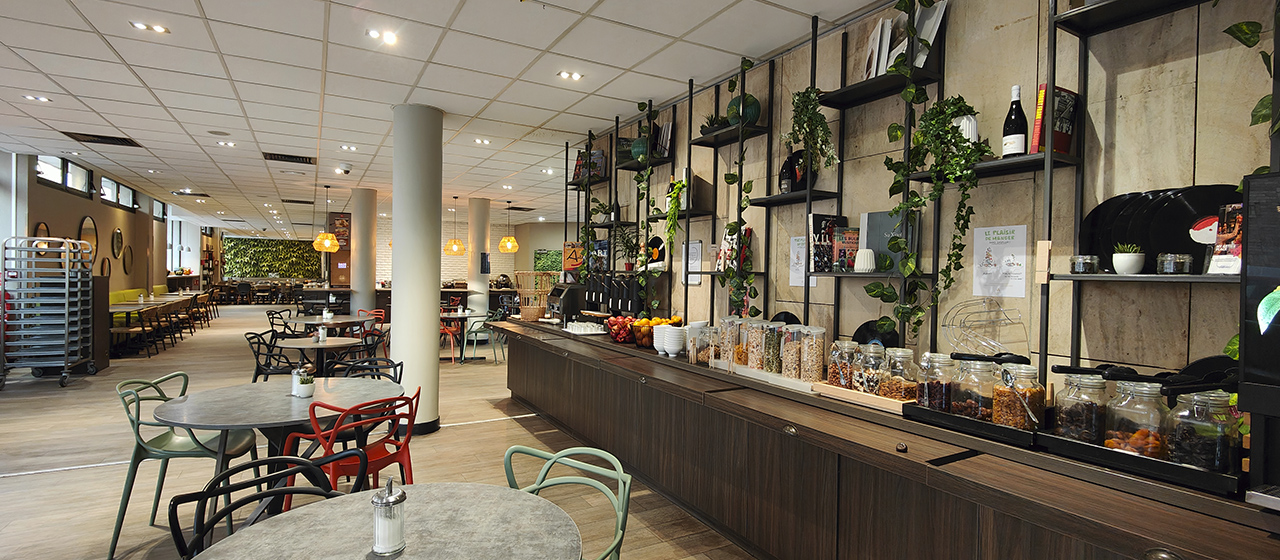 Hotel Ibis Alesia (París).